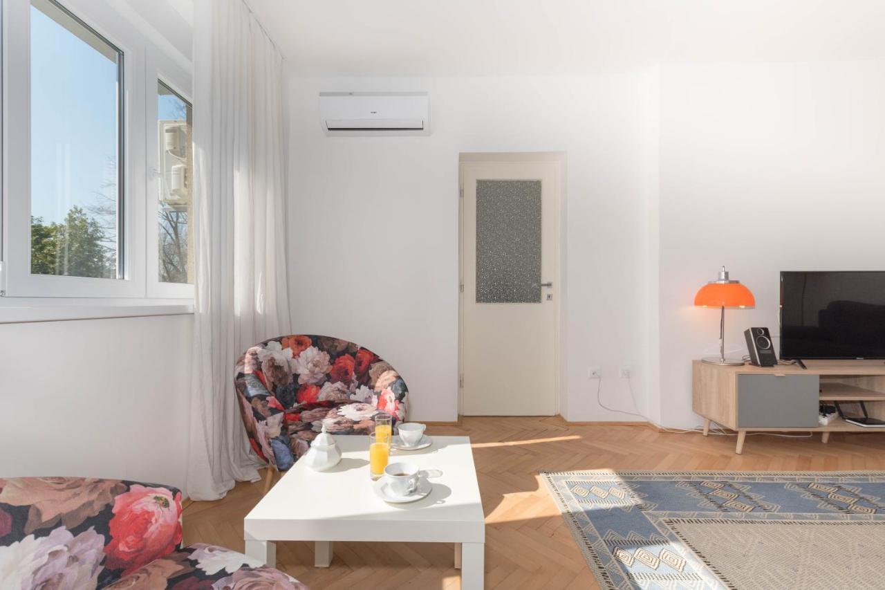 Apartment Tana Pula Exterior photo